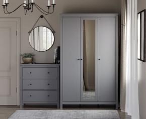 2.08.01.040.4 САГА шкаф 3 двери с зеркалом серый в Когалыме - kogalym.ok-mebel.com | фото 4