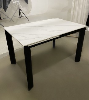 Стол CORNER 120 MATT WHITE MARBLE SOLID CERAMIC / BLACK, ®DISAUR в Когалыме - kogalym.ok-mebel.com | фото 2
