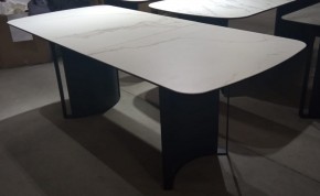 Стол RASMUS 160 TL-45 Белый мрамор, испанская керамика / черный каркас, ®DISAUR в Когалыме - kogalym.ok-mebel.com | фото 2